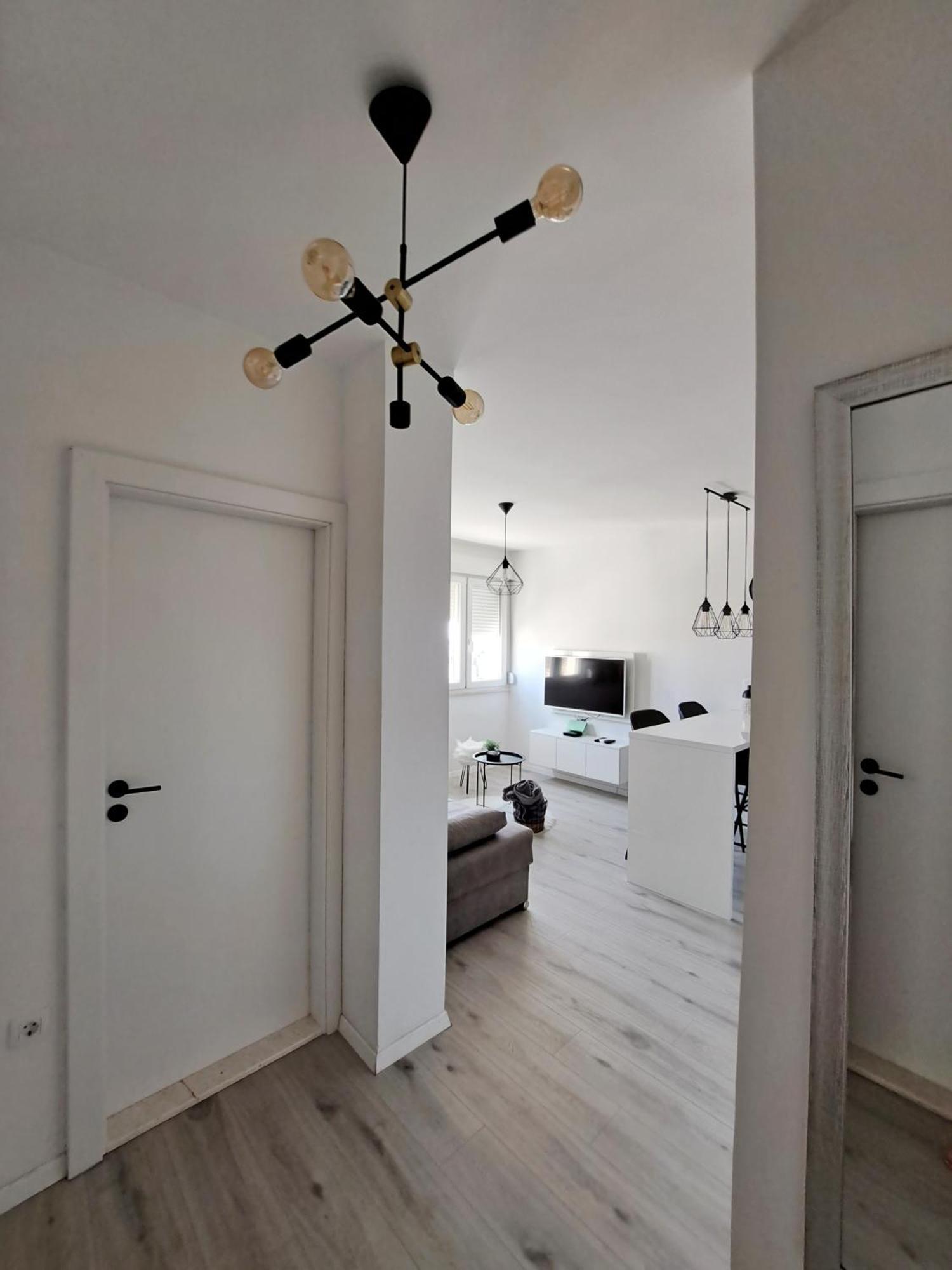 New! Top Apartment, Split View From Above Eksteriør bilde
